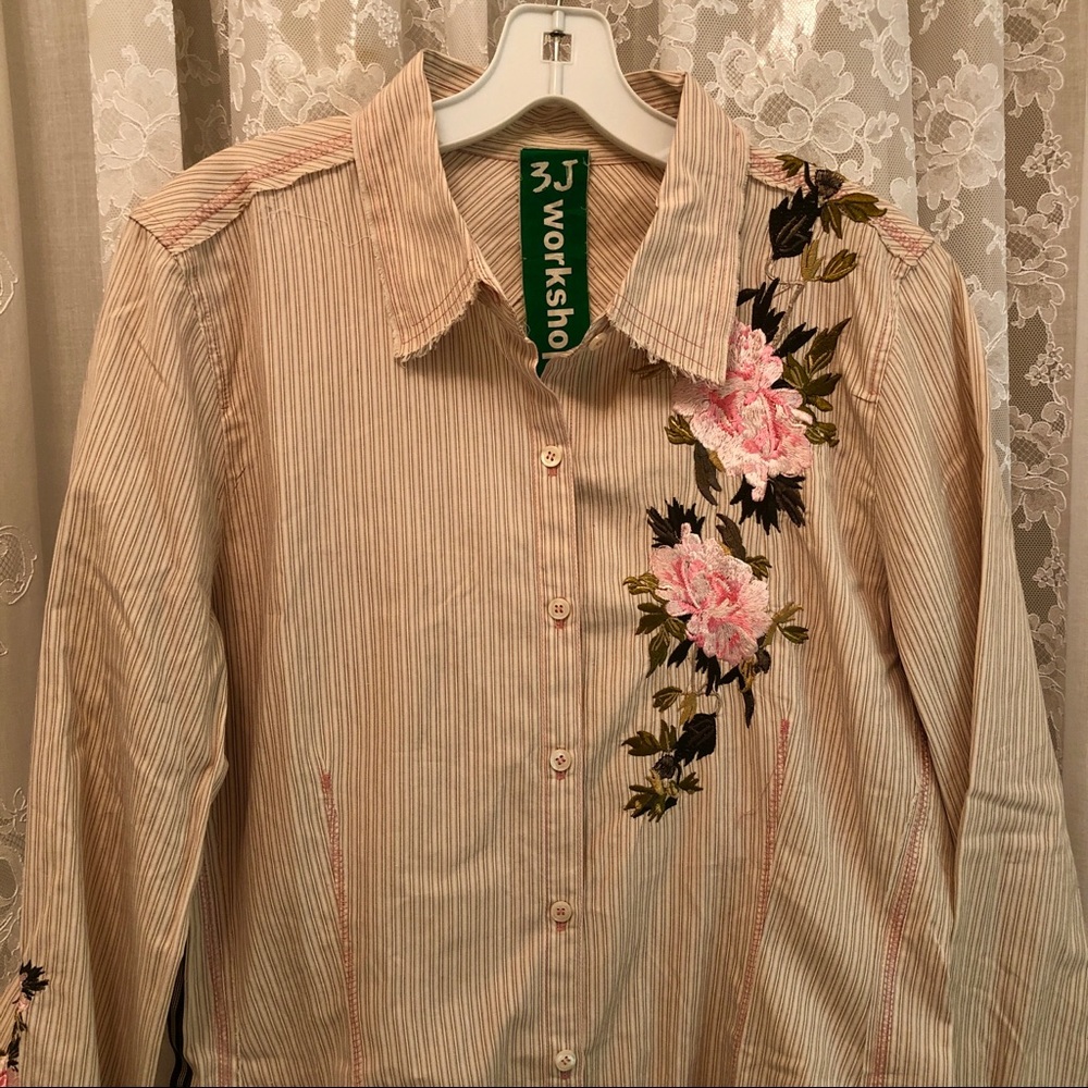 JOHNNY WAS * 3J Workshop Cream Embroidered Shirt